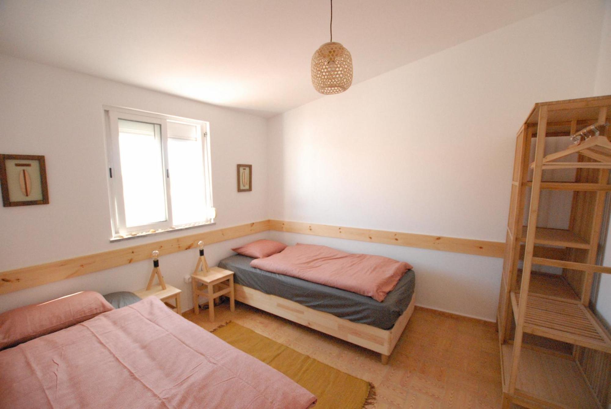 Little Hikers Hostel Raposeira  Zewnętrze zdjęcie